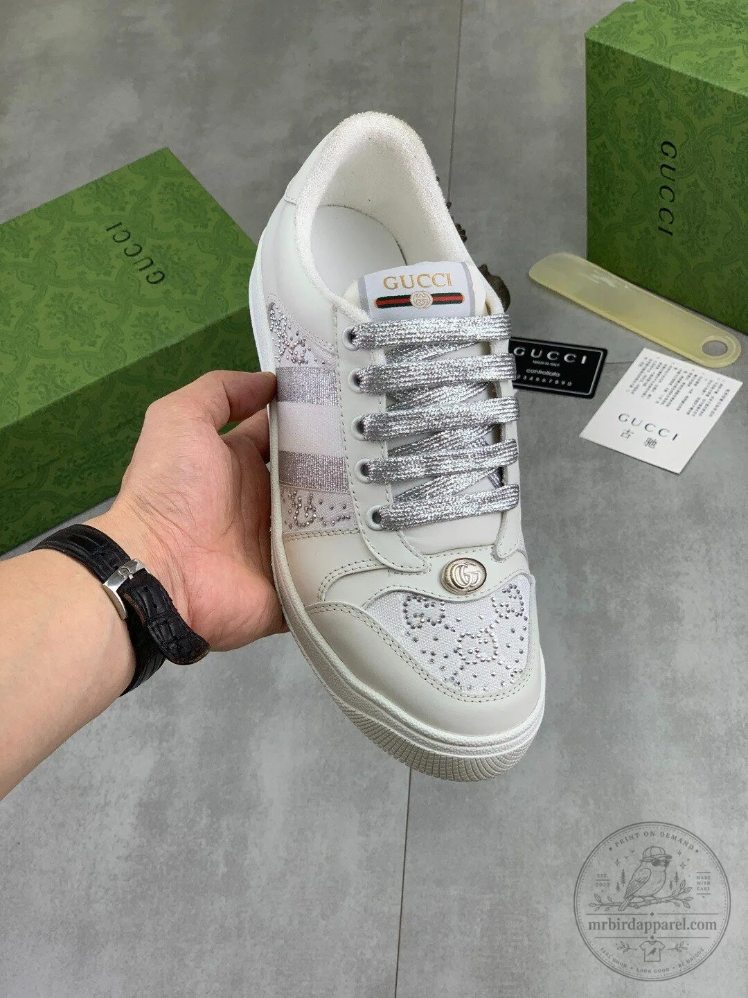 Gucci White Leather Low-Top Sneakers with Silver Laces and Interlocking G Detail